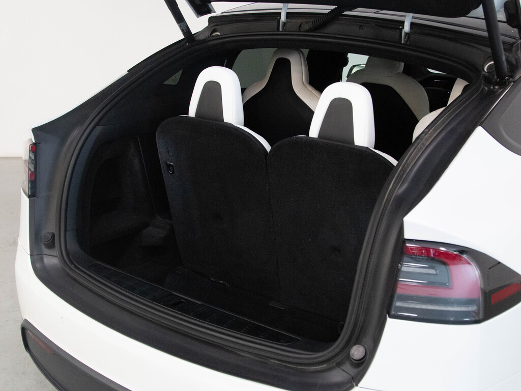2023 Tesla Model X Plaid, Toronto, Cash