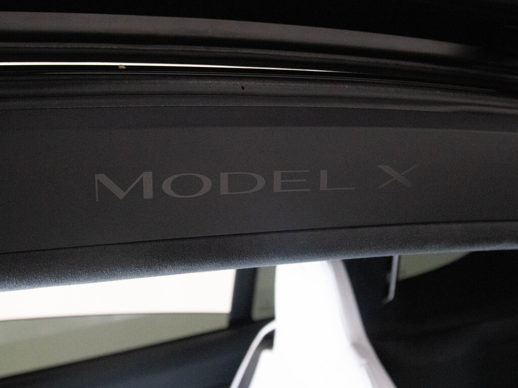 2023 Tesla Model X Plaid, Toronto, Cash