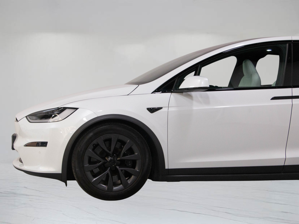 2023 Tesla Model X Plaid, Toronto, Cash