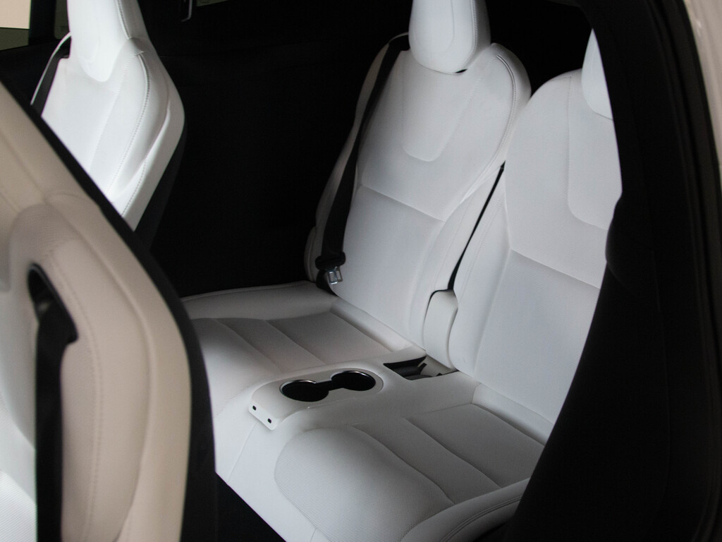 2023 Tesla Model X Plaid, Toronto, Cash