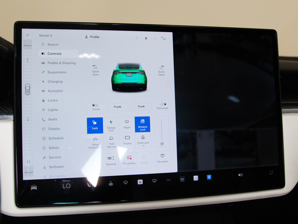 2023 Tesla Model X Plaid, Toronto, Cash
