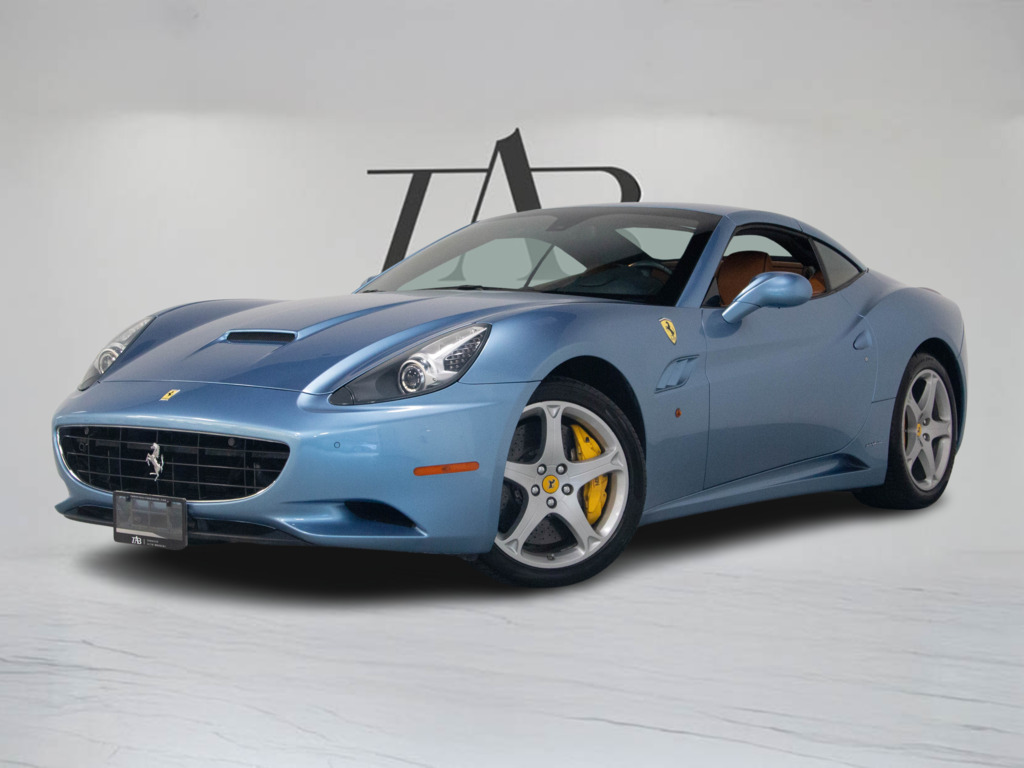2011 Ferrari California CONVERTIBLE   PINIFARINA   19" RIM, Toronto, Cash