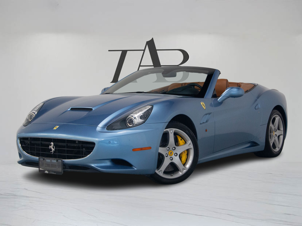 2011 Ferrari California CONVERTIBLE   PINIFARINA   19" RIM, Toronto, Cash
