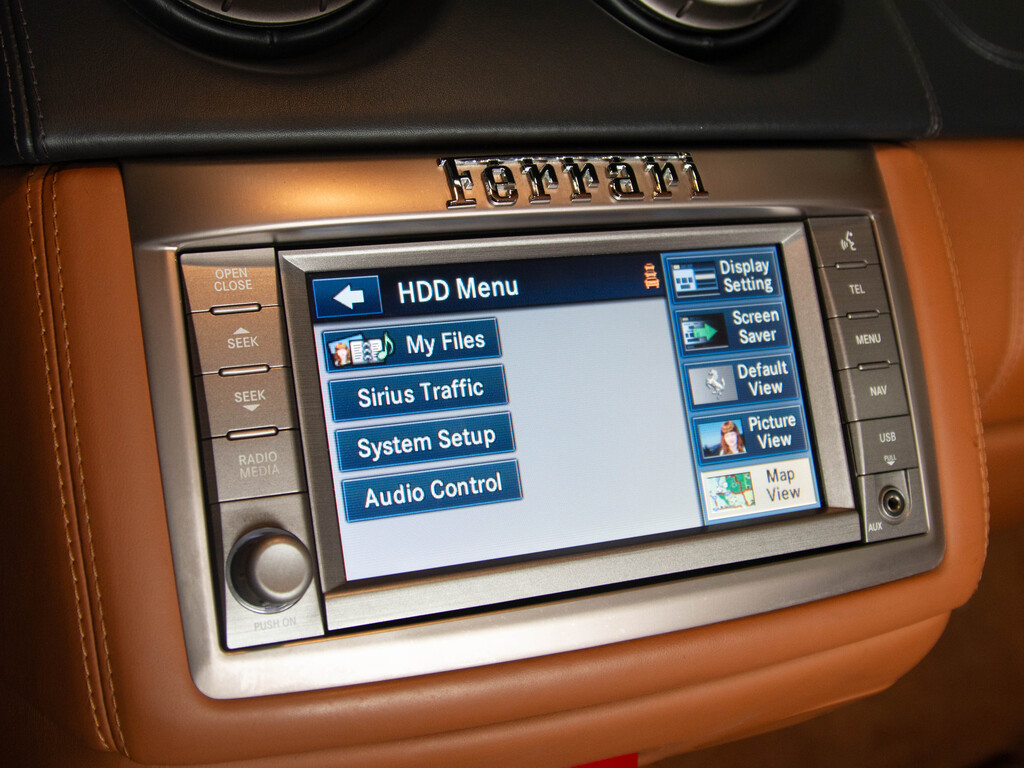 2011 Ferrari California CONVERTIBLE   PINIFARINA   19" RIM, Toronto, Cash