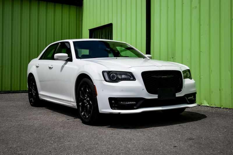 2022 Chrysler 300 S AWD  • SUNROOF • PREM. AUDIO • HEATED LEATHER