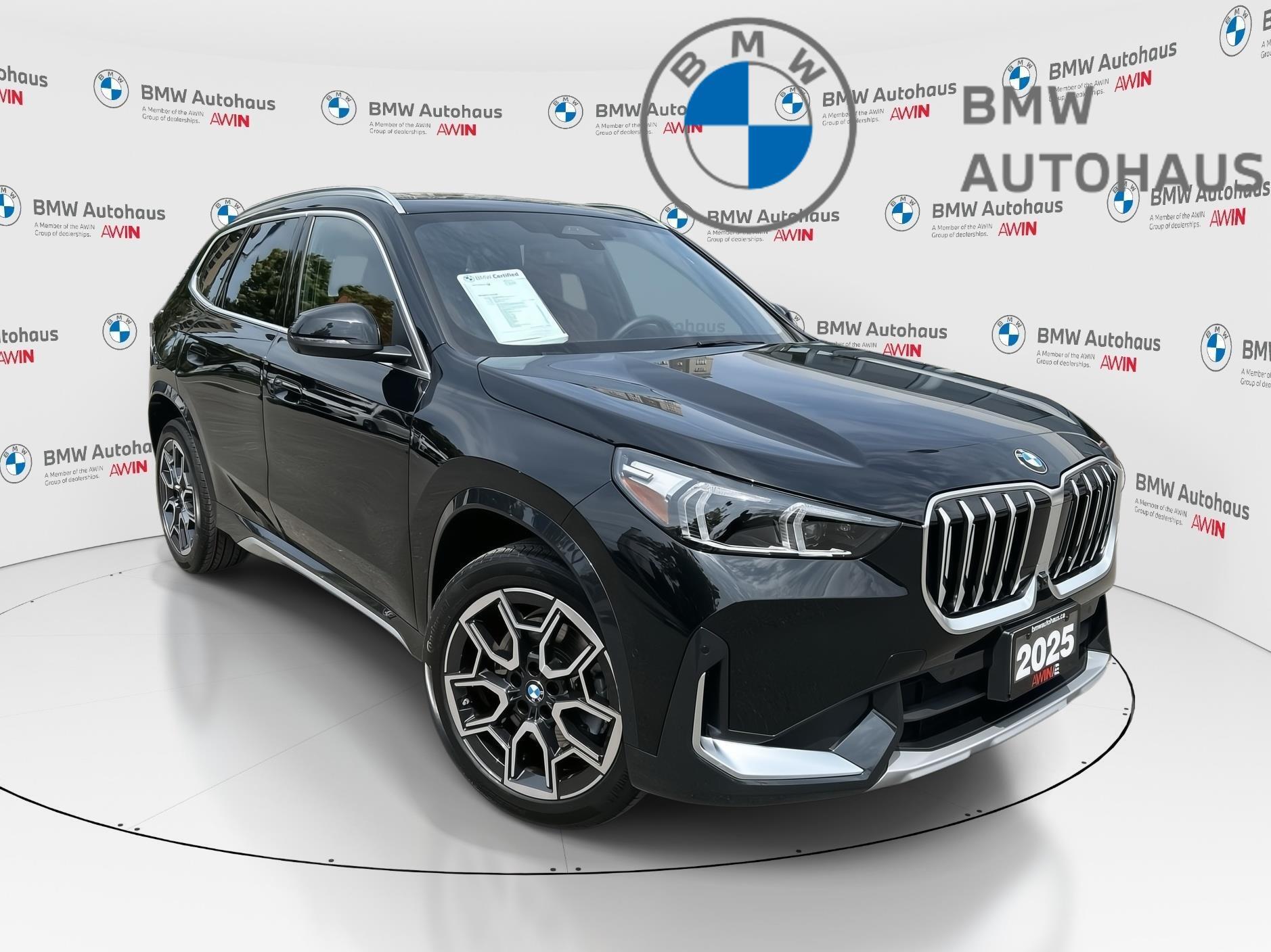 2025 BMW X1 xDrive28i PREM ENHANCED/ XLINE PKG/ LOW KMS!