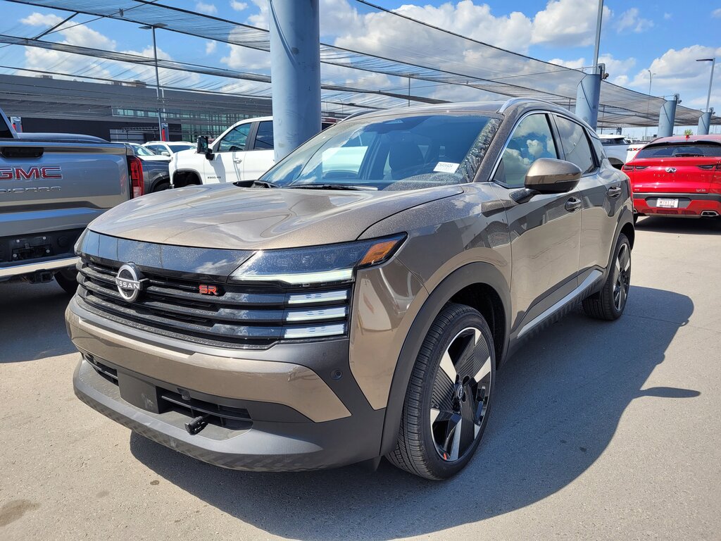 2025 Nissan Kicks SR