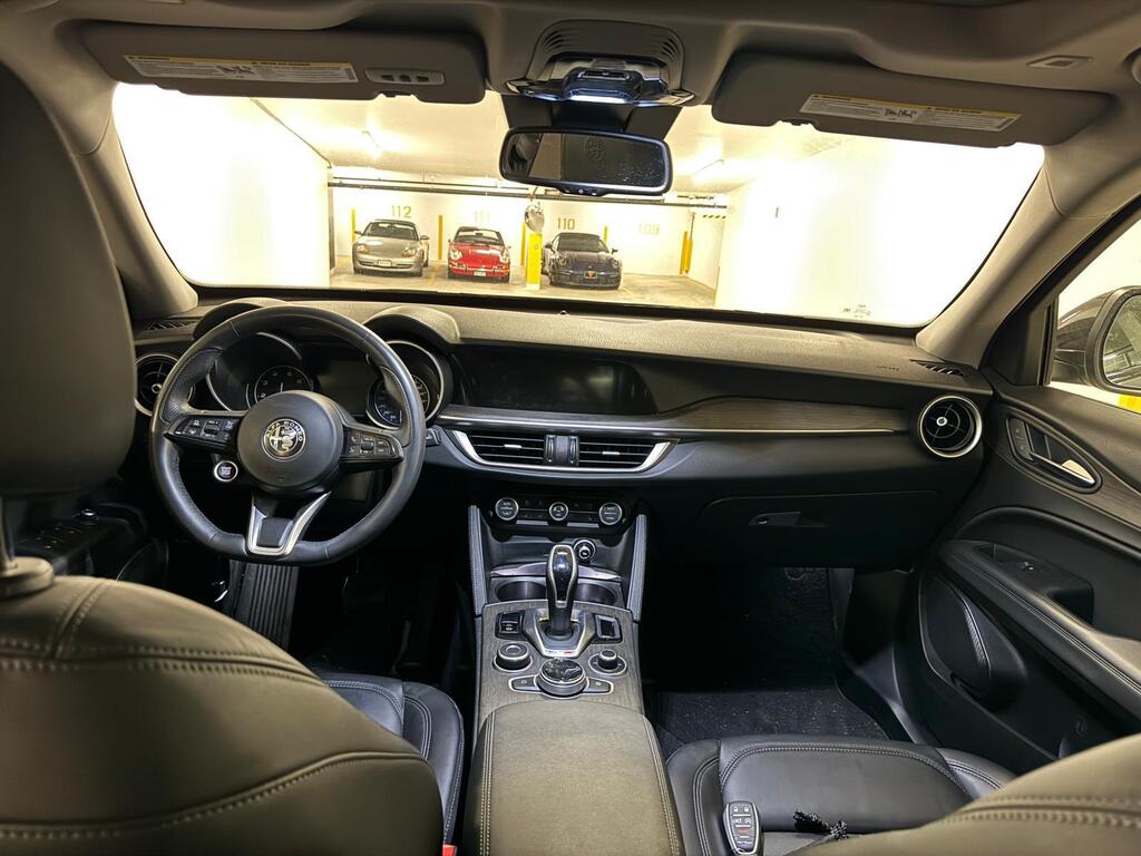 2021 Alfa Romeo Stelvio Ti AWD, Vancouver, Cash