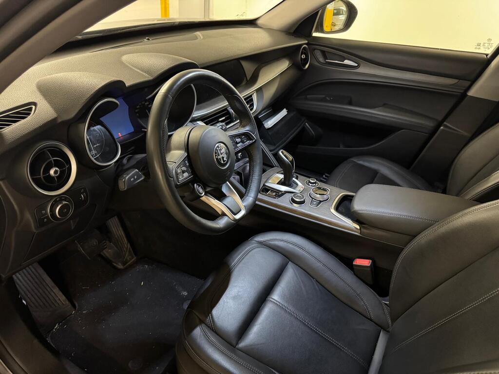 2021 Alfa Romeo Stelvio Ti AWD, Vancouver, Cash