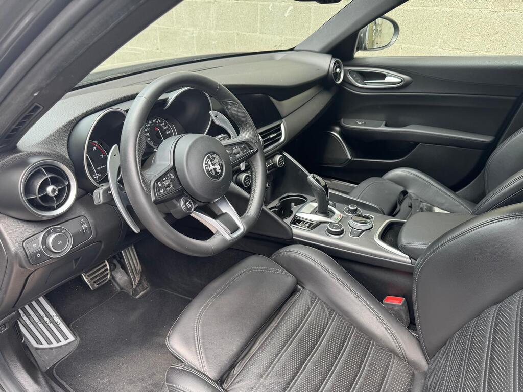 2021 Alfa Romeo Giulia Ti Sport AWD, Vancouver, Cash