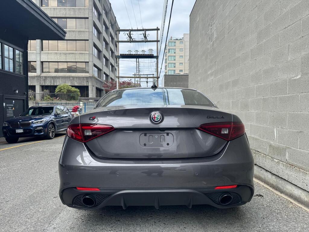 2021 Alfa Romeo Giulia Ti Sport AWD, Vancouver, Cash