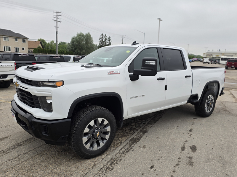 2025 Chevrolet SILVERADO 2500HD 4WD Crew Cab 159  Custom