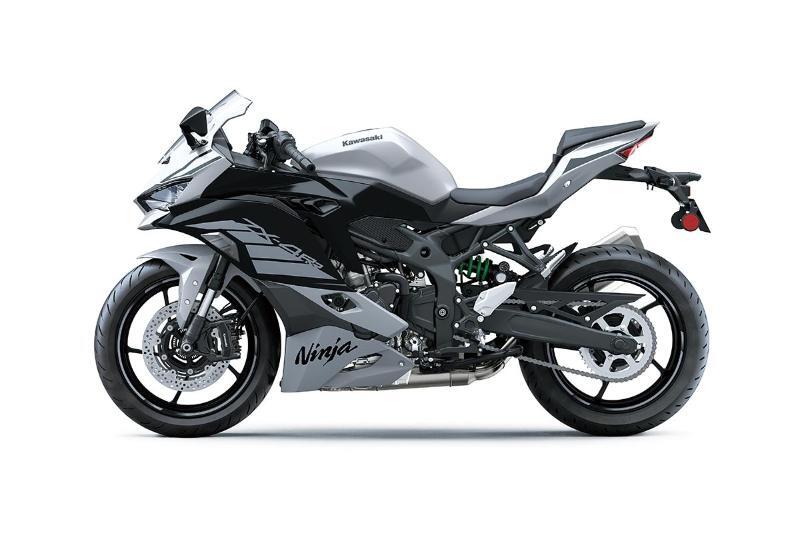 2025 Kawasaki Ninja ZX-4RR