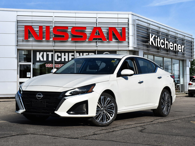 2024 Nissan Altima Platinum 