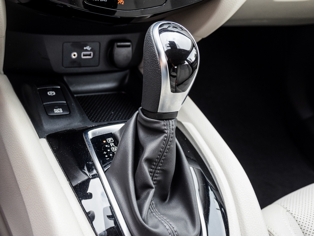 2023 Nissan Qashqai SL, Toronto, Cash