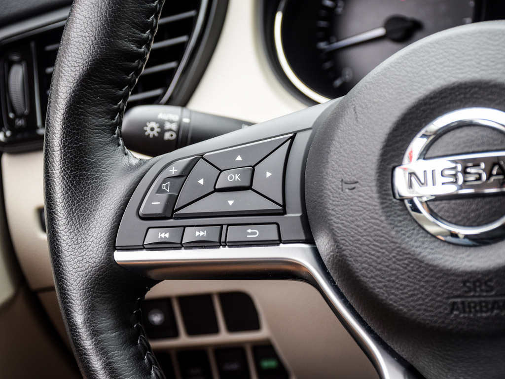 2023 Nissan Qashqai SL, Toronto, Cash