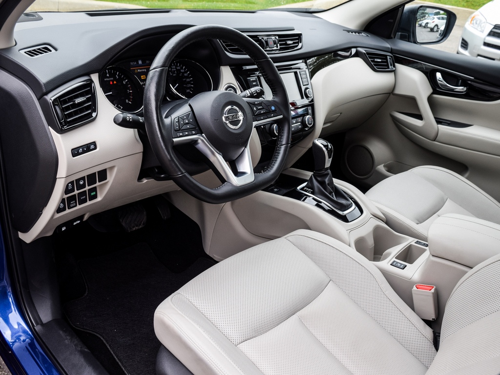 2023 Nissan Qashqai SL, Toronto, Cash