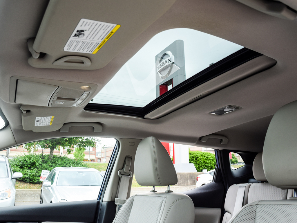 2023 Nissan Qashqai SL, Toronto, Cash