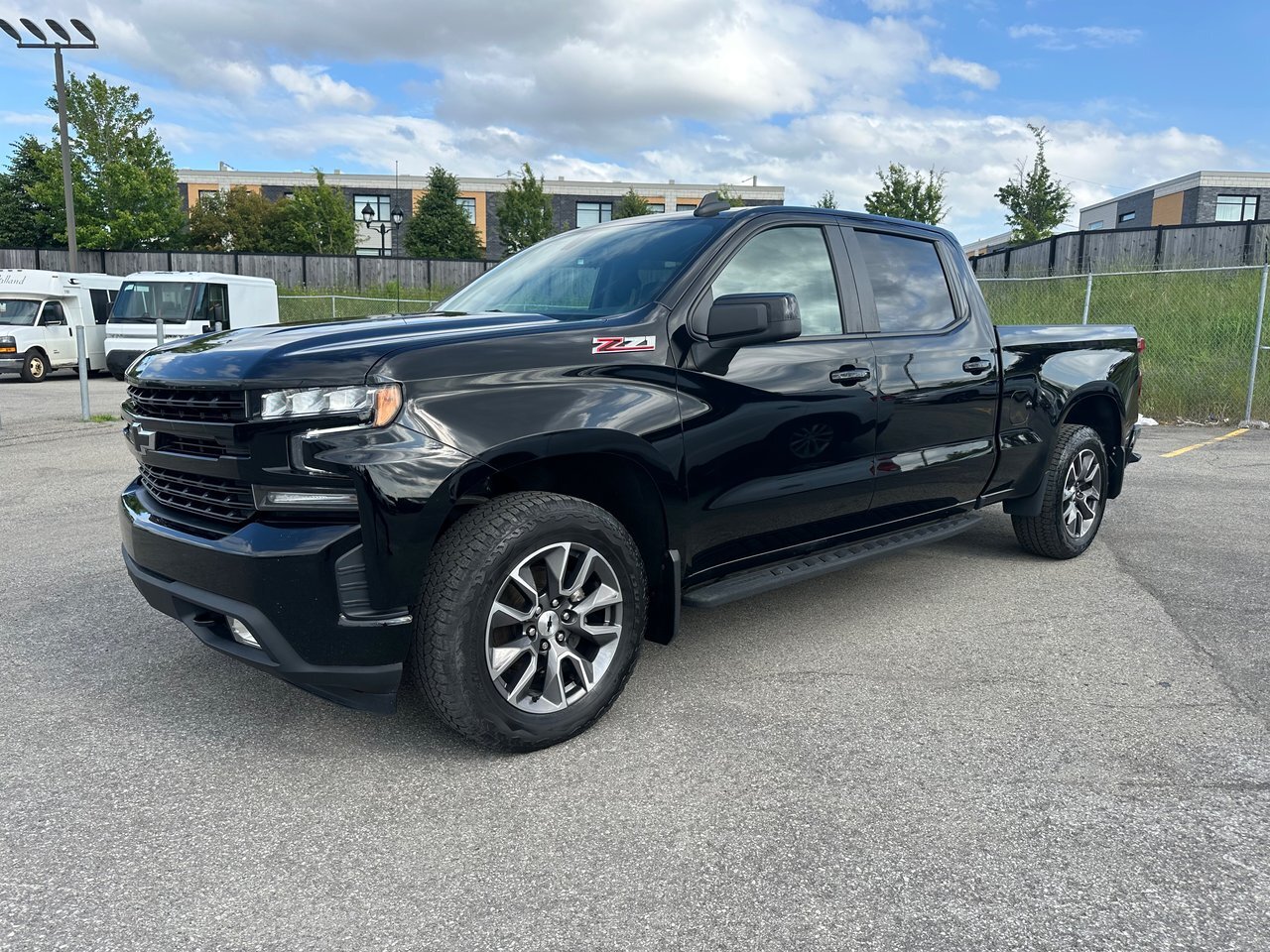 2022 Chevrolet Silverado 4WD Standard BED Crew CAB RST