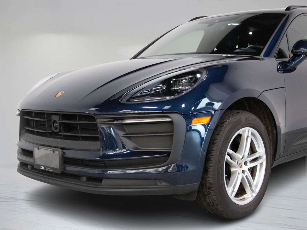 2023 Porsche Macan T, Toronto, Cash