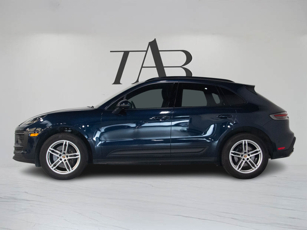 2023 Porsche Macan T, Toronto, Cash