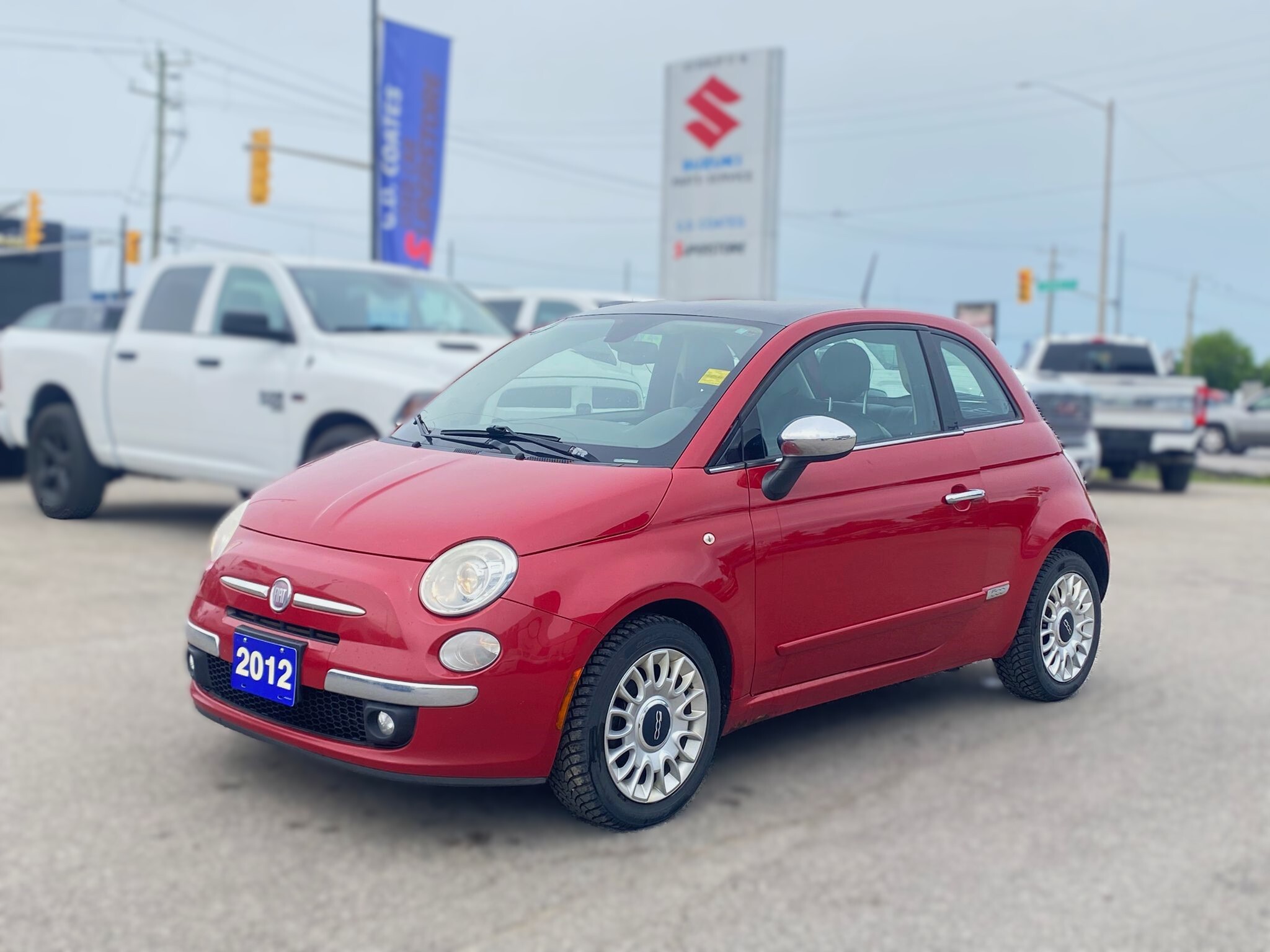 2012 Fiat 500 Lounge ~Leather ~Pano Moonroof ~Alloys