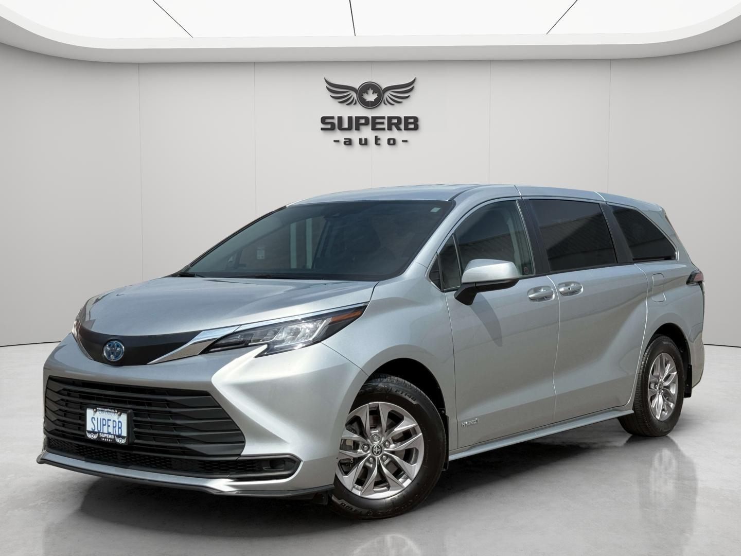 2021 Toyota Sienna LE | HYBRID | AWD | 8 PASSENGER | NO ACCIDENT | ON
