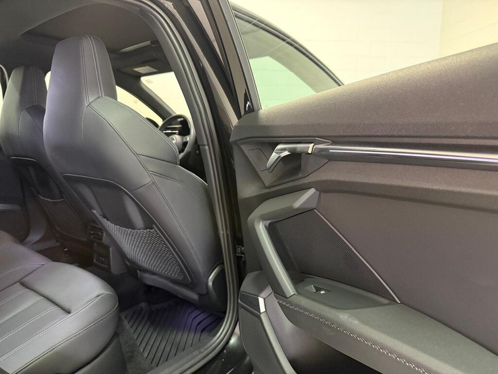 2024 Audi A3 40 Technik, Vancouver, Cash