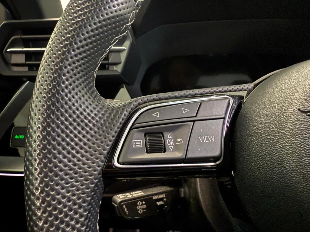 2024 Audi A3 40 Technik, Vancouver, Cash