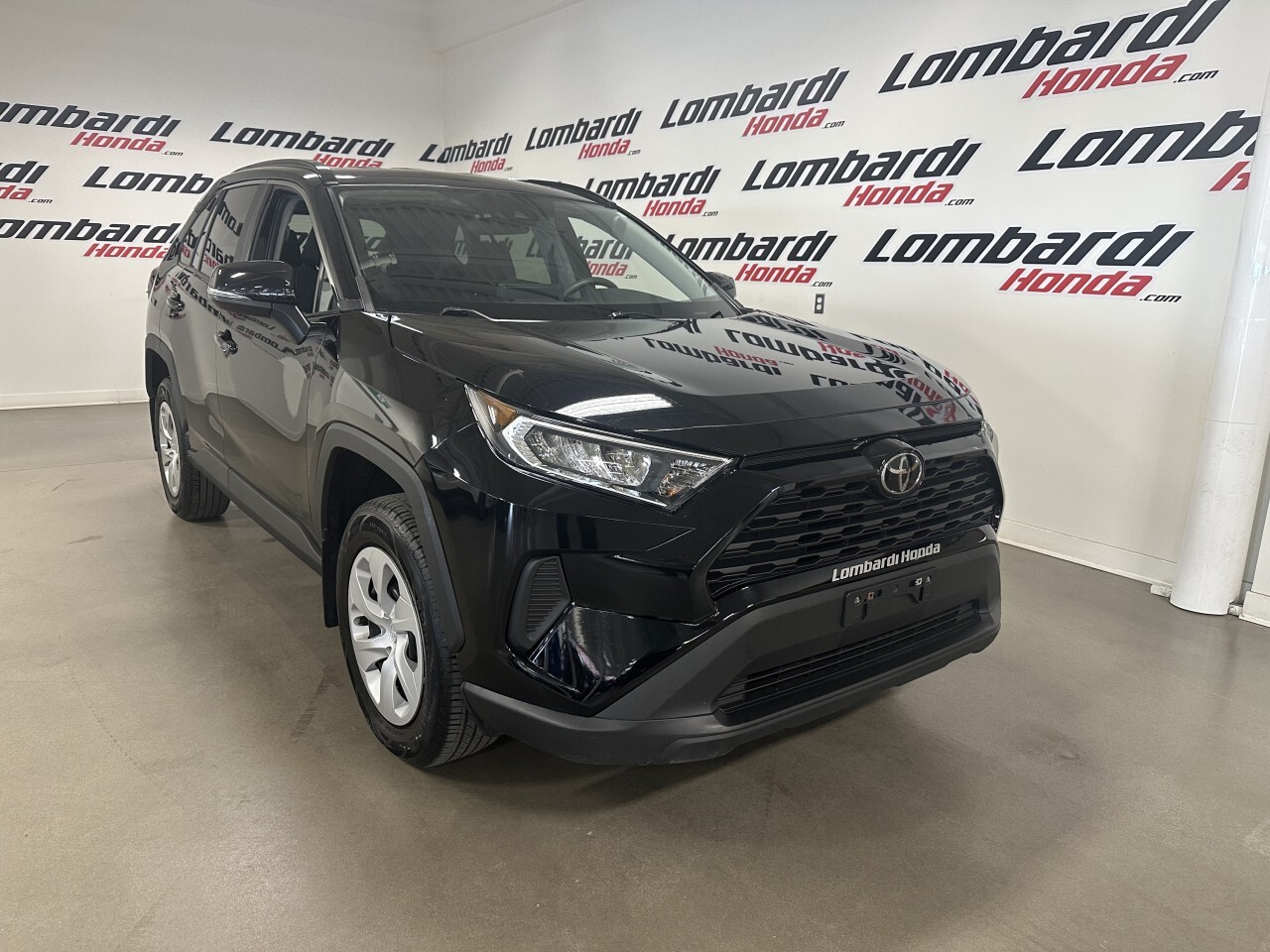 2021 Toyota RAV4 LE AWD