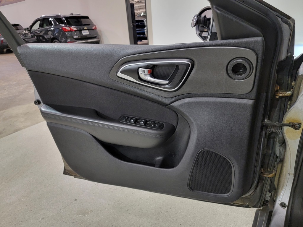 Chrysler 200 2015