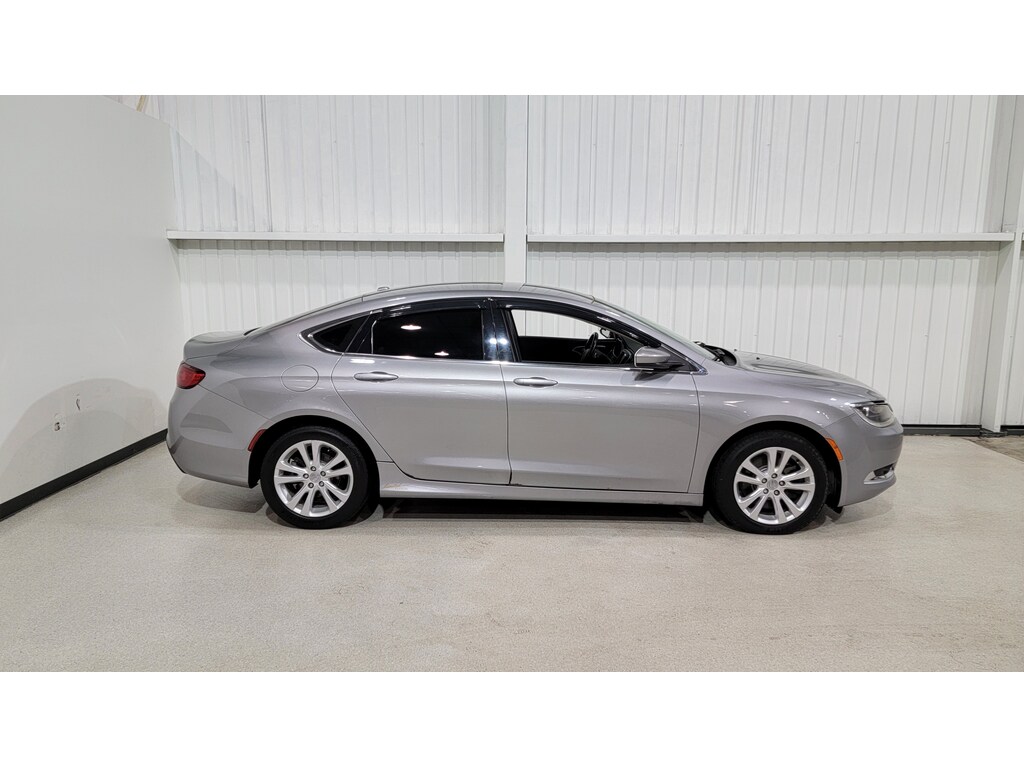 Chrysler 200 2015