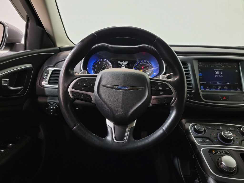Chrysler 200 2015