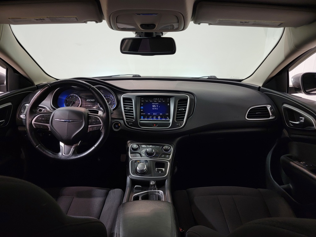 Chrysler 200 2015