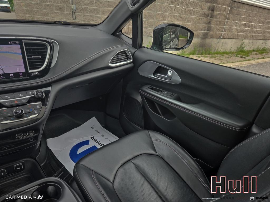 2021 Chrysler Pacifica Touring-L Plus, Toronto, Cash