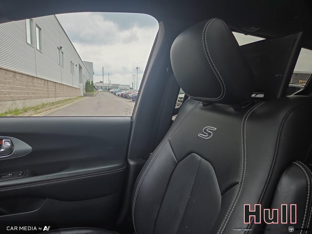 2021 Chrysler Pacifica Touring-L Plus, Toronto, Cash