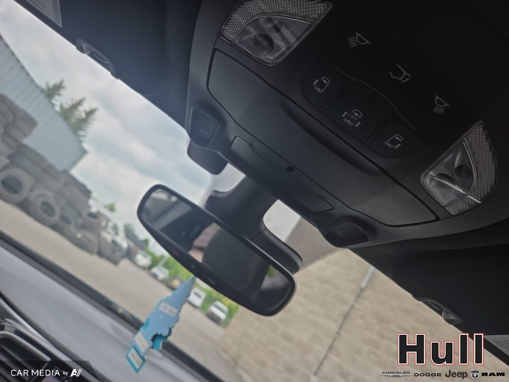 2021 Chrysler Pacifica Touring-L Plus, Toronto, Cash