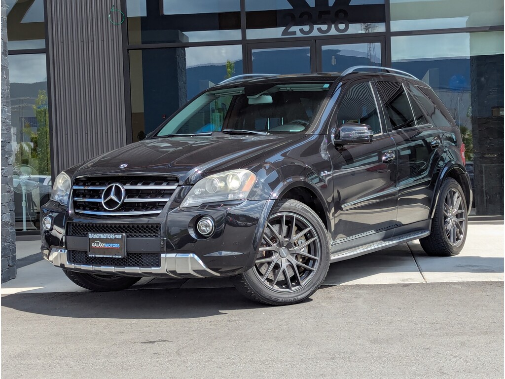 2011 Mercedes-Benz M-Class ML 63 AMG - Sunroof, Heated/Vented Seats, NAV