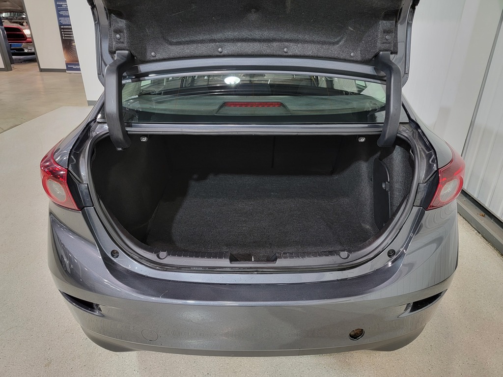 Mazda Mazda3 2016