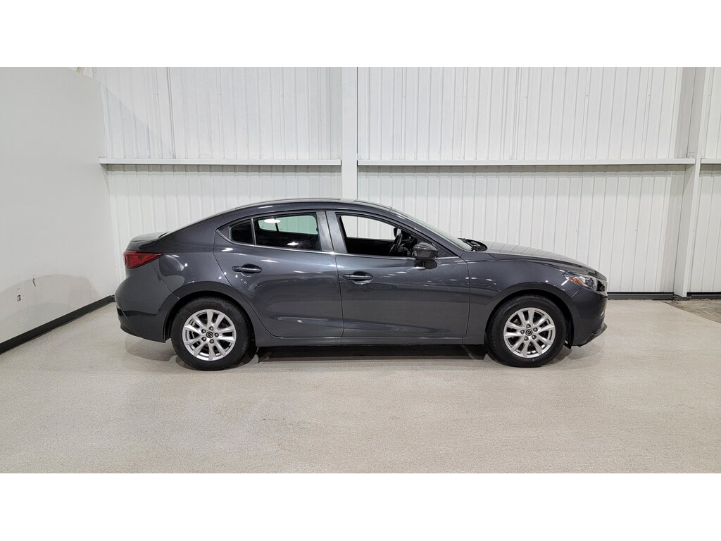 Mazda Mazda3 2016