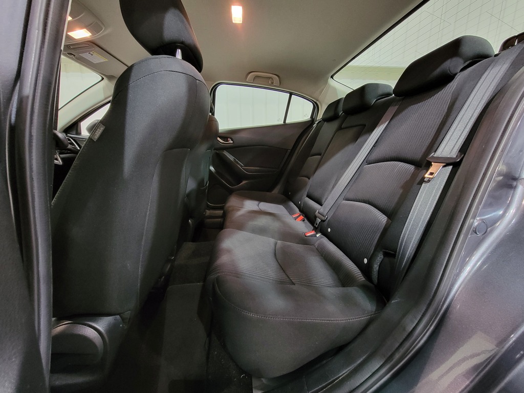 Mazda Mazda3 2016