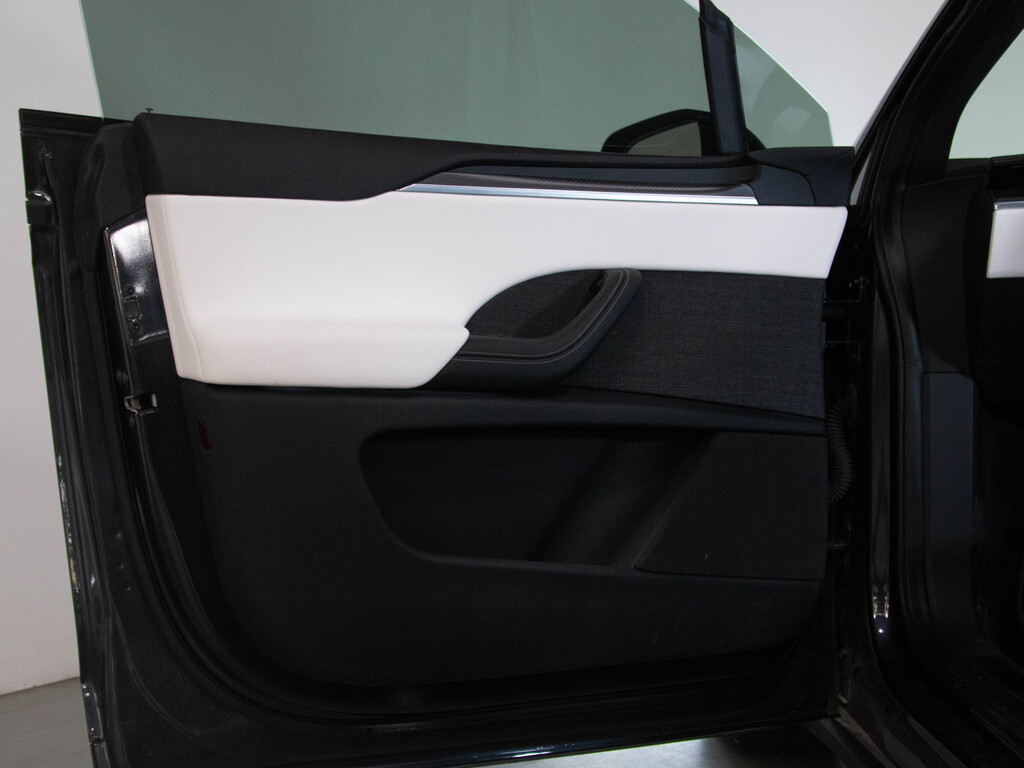 2024 Tesla Model X Plaid, Toronto, Cash