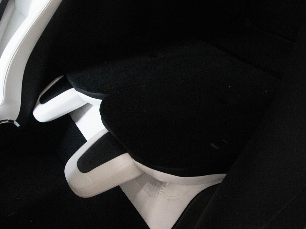 2024 Tesla Model X Plaid, Toronto, Cash