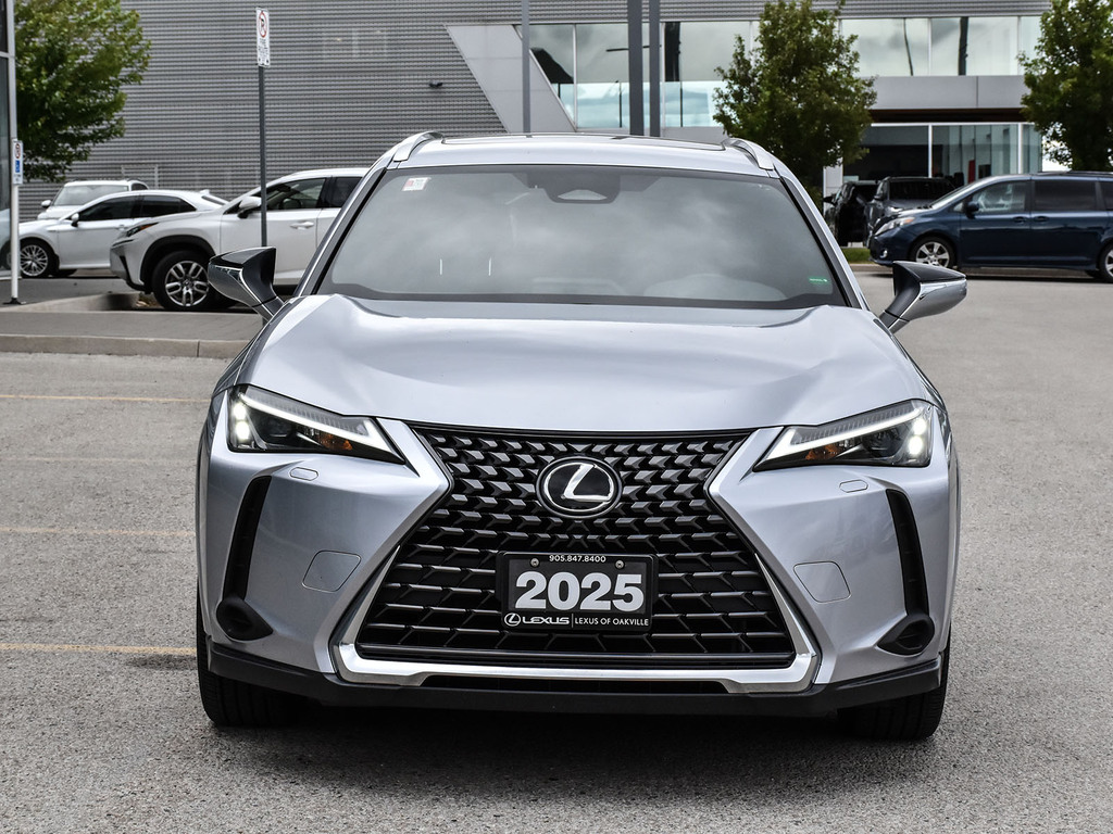 2025 Lexus UX 300h 300h, Toronto, Cash
