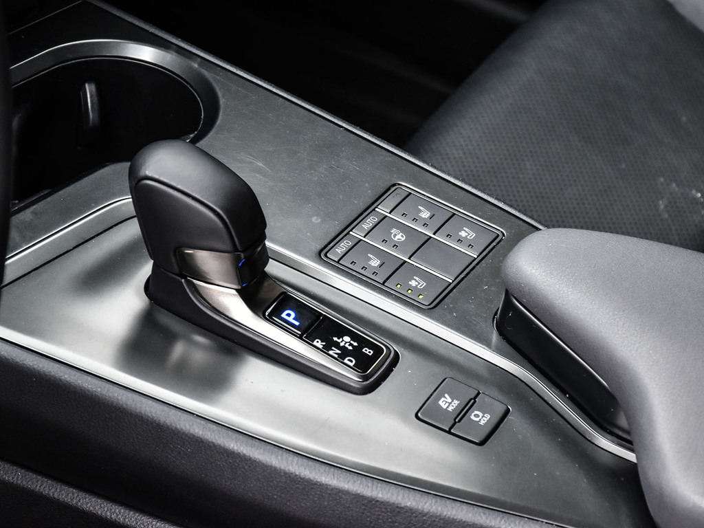 2025 Lexus UX 300h 300h, Toronto, Cash
