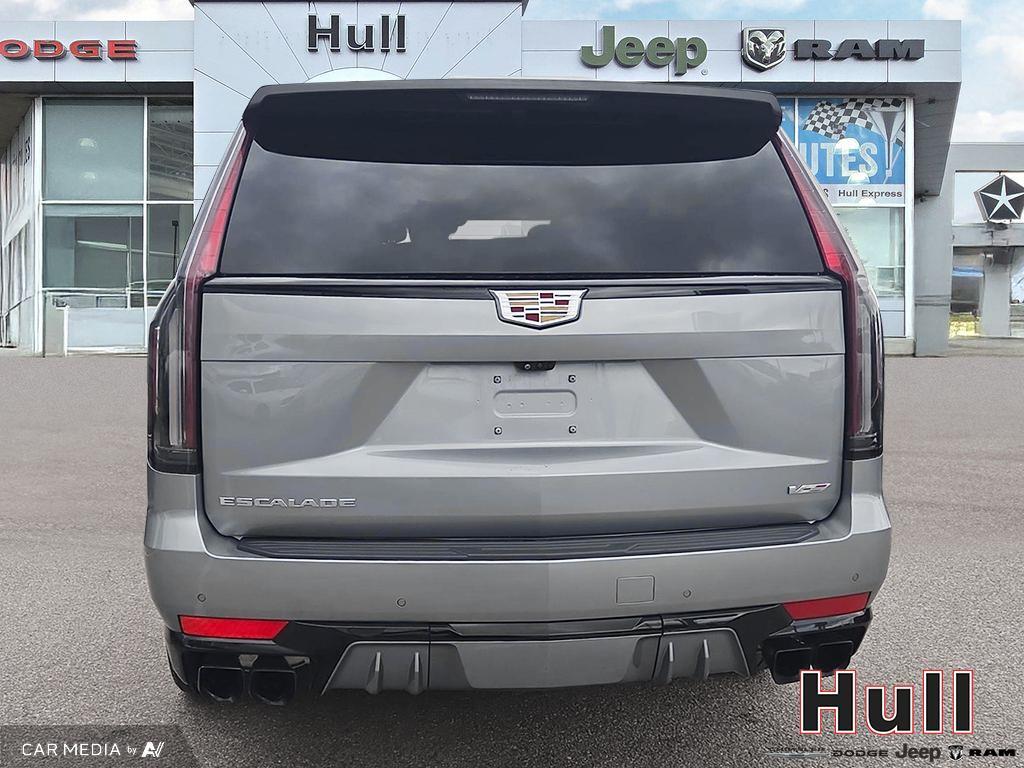 2023 Cadillac Escalade V-Series, Toronto, Cash
