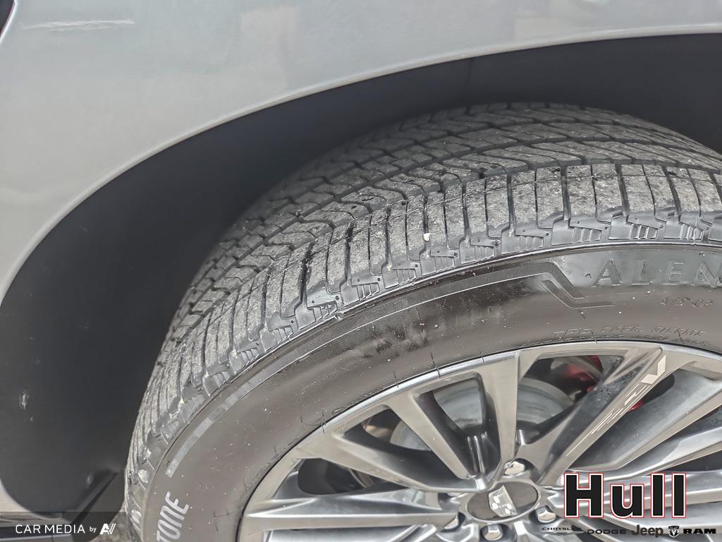 2023 Cadillac Escalade V-Series, Toronto, Cash
