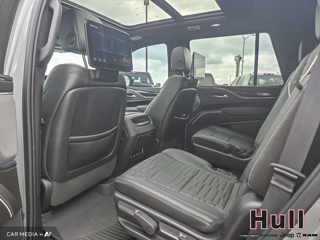 2023 Cadillac Escalade V-Series, Toronto, Cash