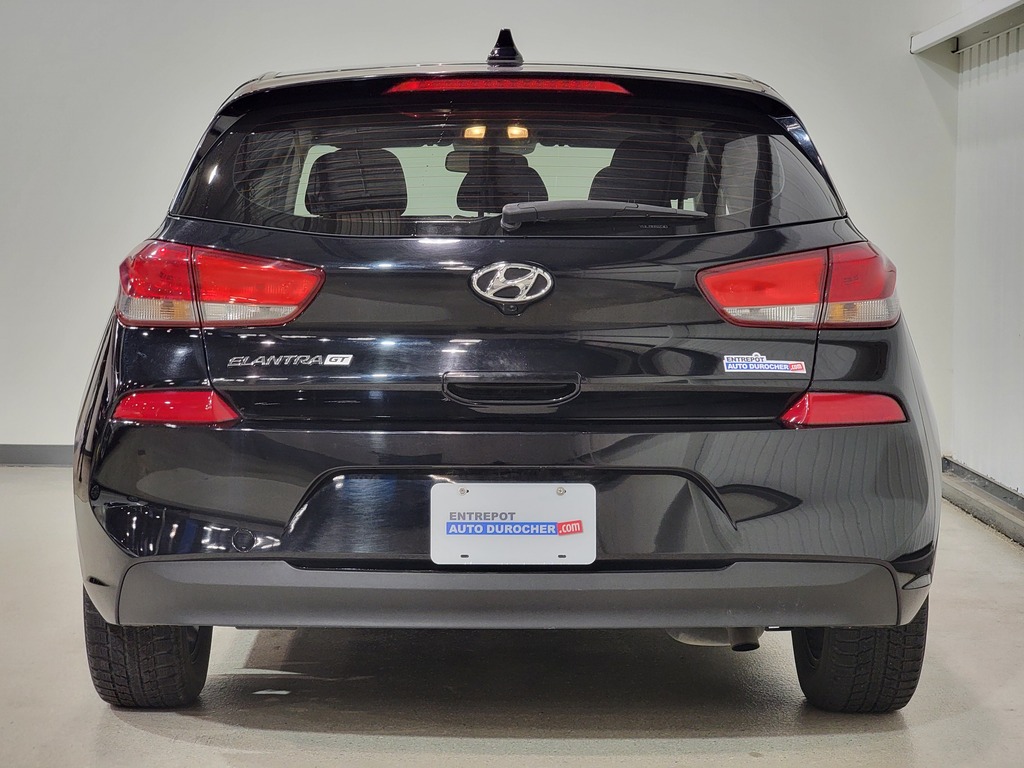 Hyundai Elantra GT 2019