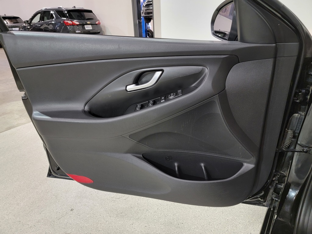 Hyundai Elantra GT 2019